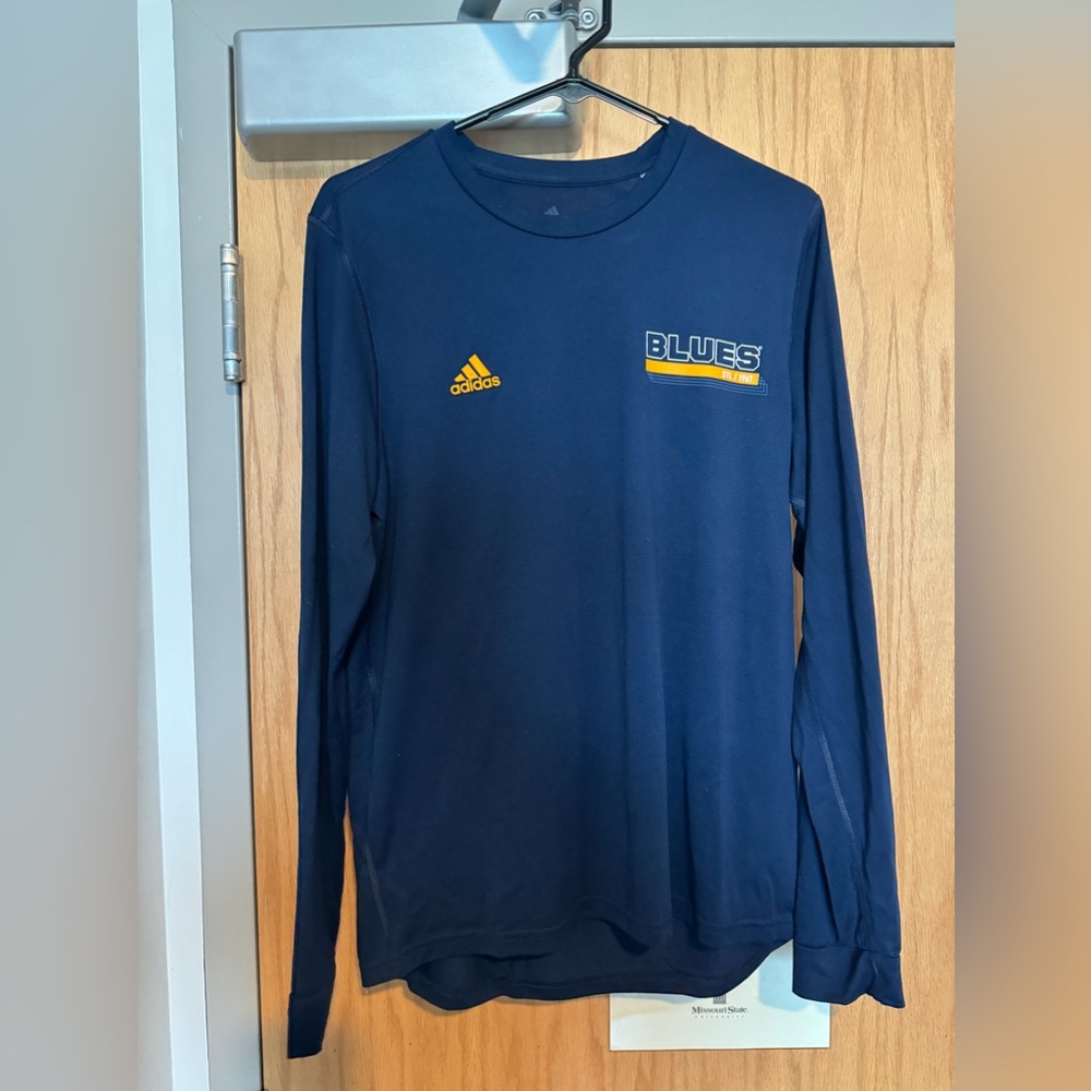 Men’s medium long sleeve